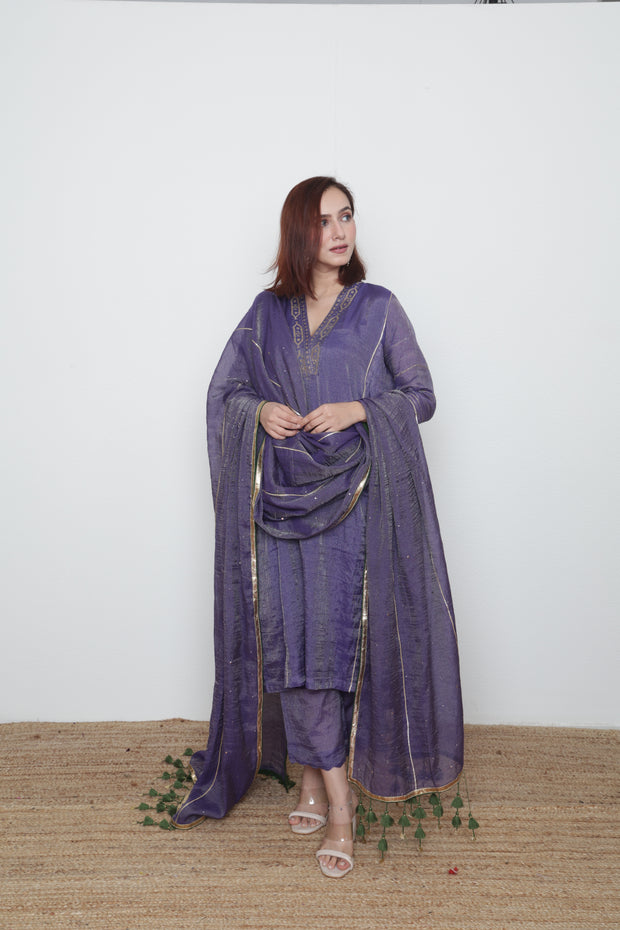 ABHA TIKKI KURTA SET