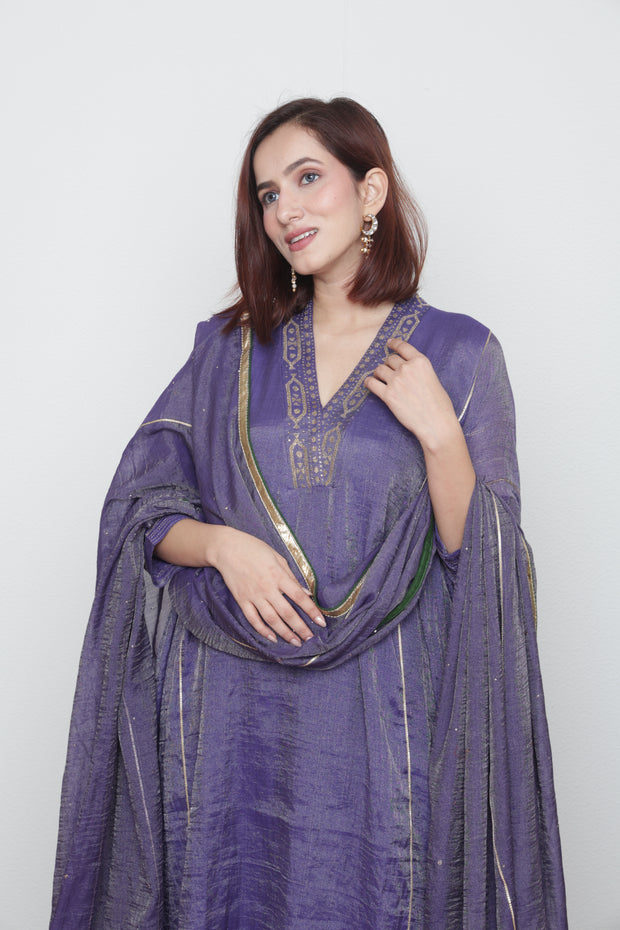 ABHA TIKKI KURTA SET