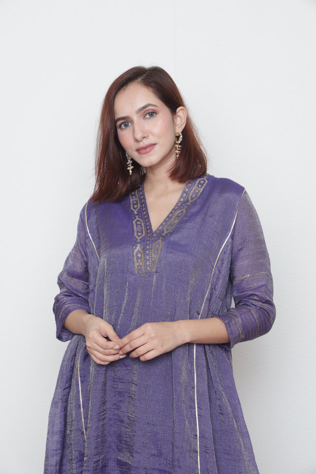 ABHA TIKKI KURTA SET