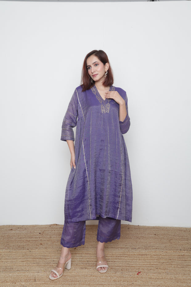 ABHA TIKKI KURTA SET