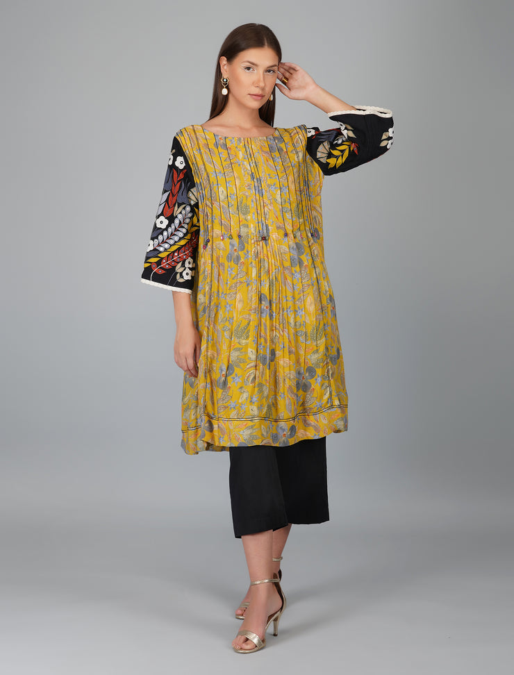FLOWER PRINT PLEATED TUNIC SET WITH APPLQUE SLEEVES