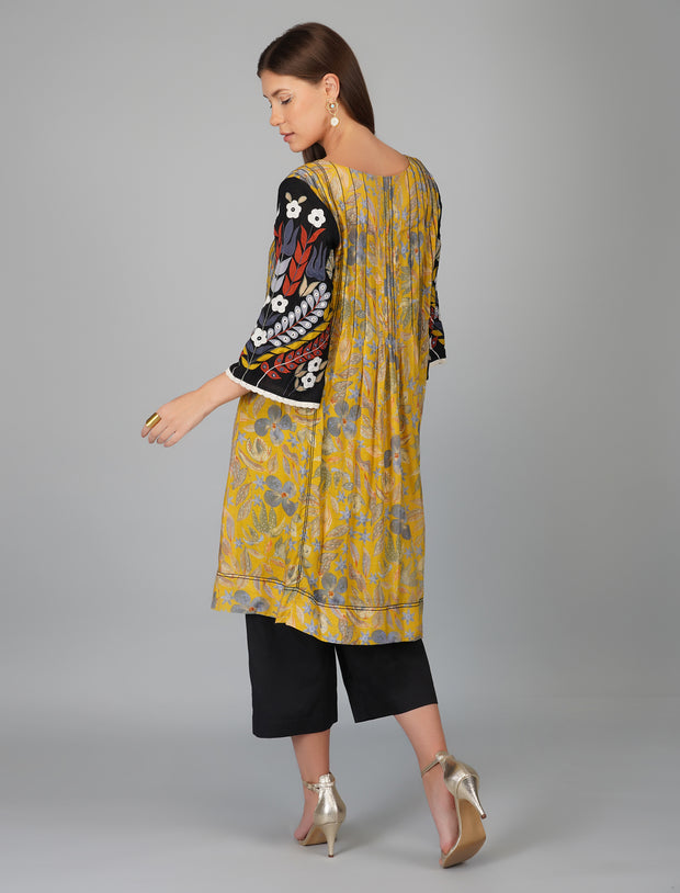 FLOWER PRINT PLEATED TUNIC SET WITH APPLQUE SLEEVES
