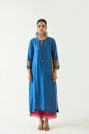 Leela: Cotton silk Cypress Choga set - Blue and Pink