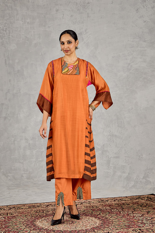BURNT ORANGE SHORT ABSTRACT EMBROIDERY YOKE KURTA
