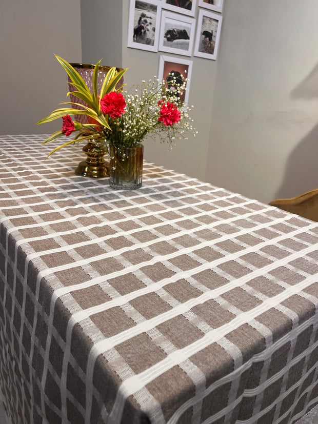 Checkered dining table Cover