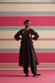 Silent Dawn Kurta Pant Set - Brown