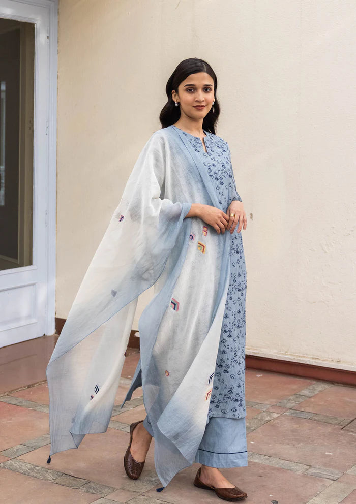 POWDER BLUE GEOMETRIC PRINT KURTA SET