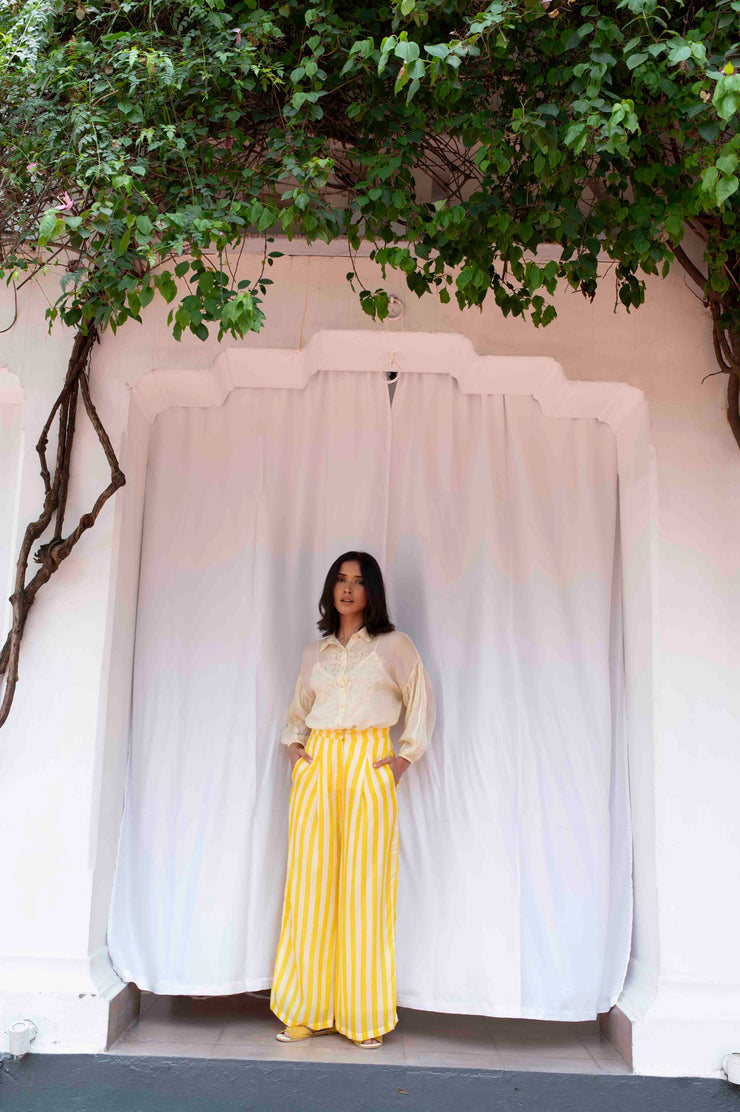 Broad hem flared high waist trousers with lining