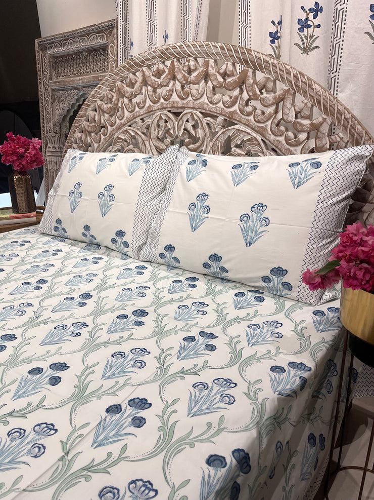 Lily Blue Bedsheet