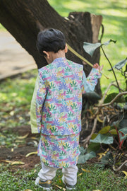 Tropical print Bandi, kurta set with off-white pants