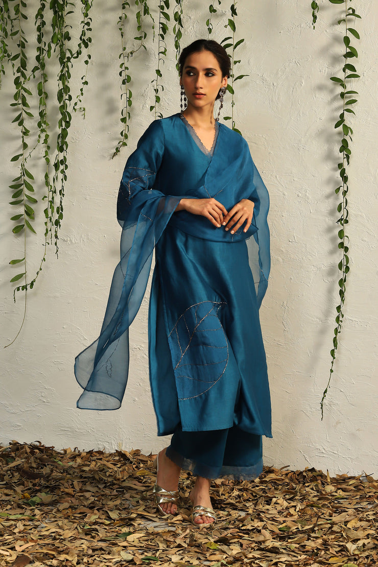 True Blue chanderi straight kurta set - Set of 3