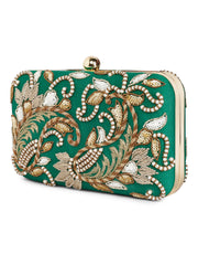 Double paisley green clutch