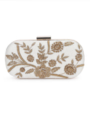 Dazzling beige clutch