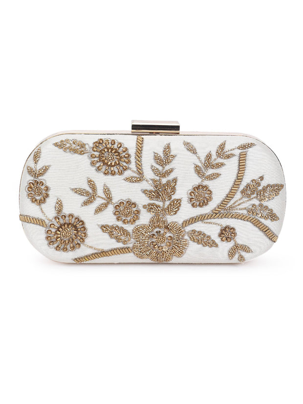 Dazzling beige clutch