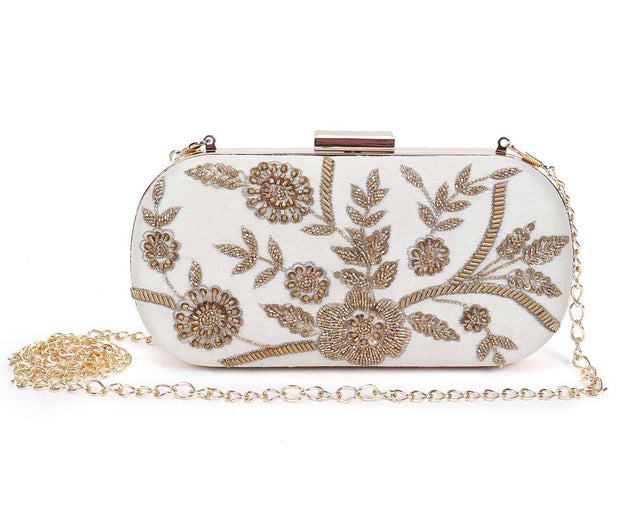 Dazzling beige clutch