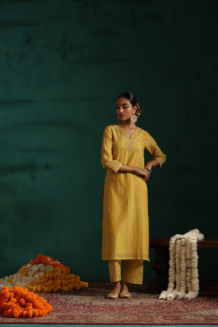 Aaftab Suit Set- Yellow