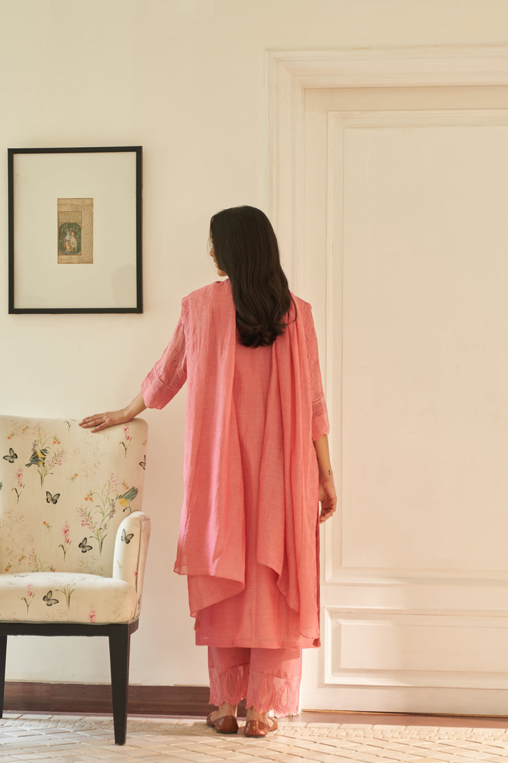 Poeny Thread Embroidered Kurta Set