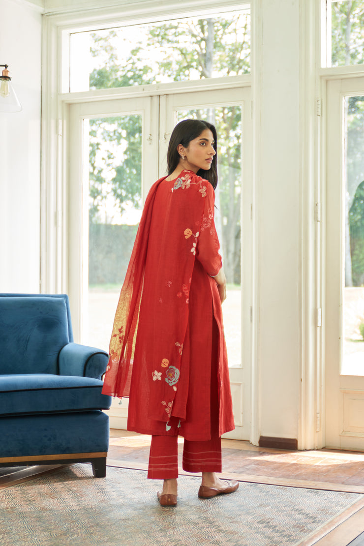 Poppy Floral Applique Kurta Set