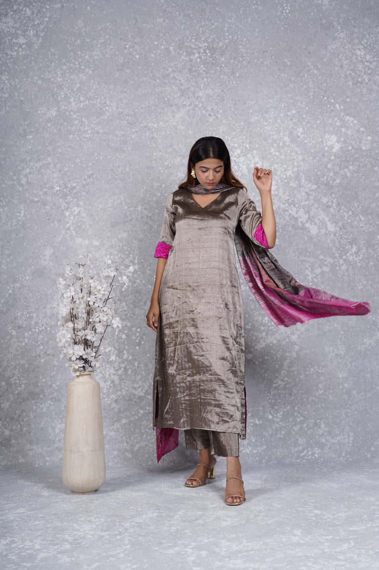 Gold & grey tissue silk kurta set – Story Of India