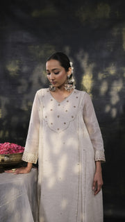 Jharokha Kurti Set