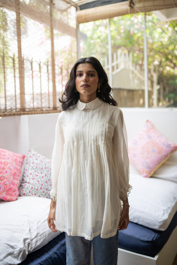 HANDWOVEN CHANDERI IVORY COLOR TOP WITH GATHER ON SLEEVE