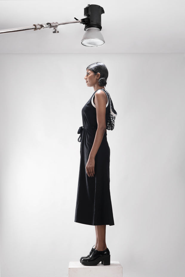 xin dress-black